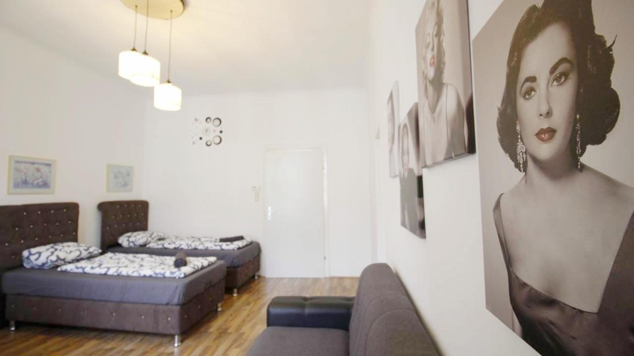 Comfortable Rooms Near Schonbrunn Palace Vienna Exterior photo